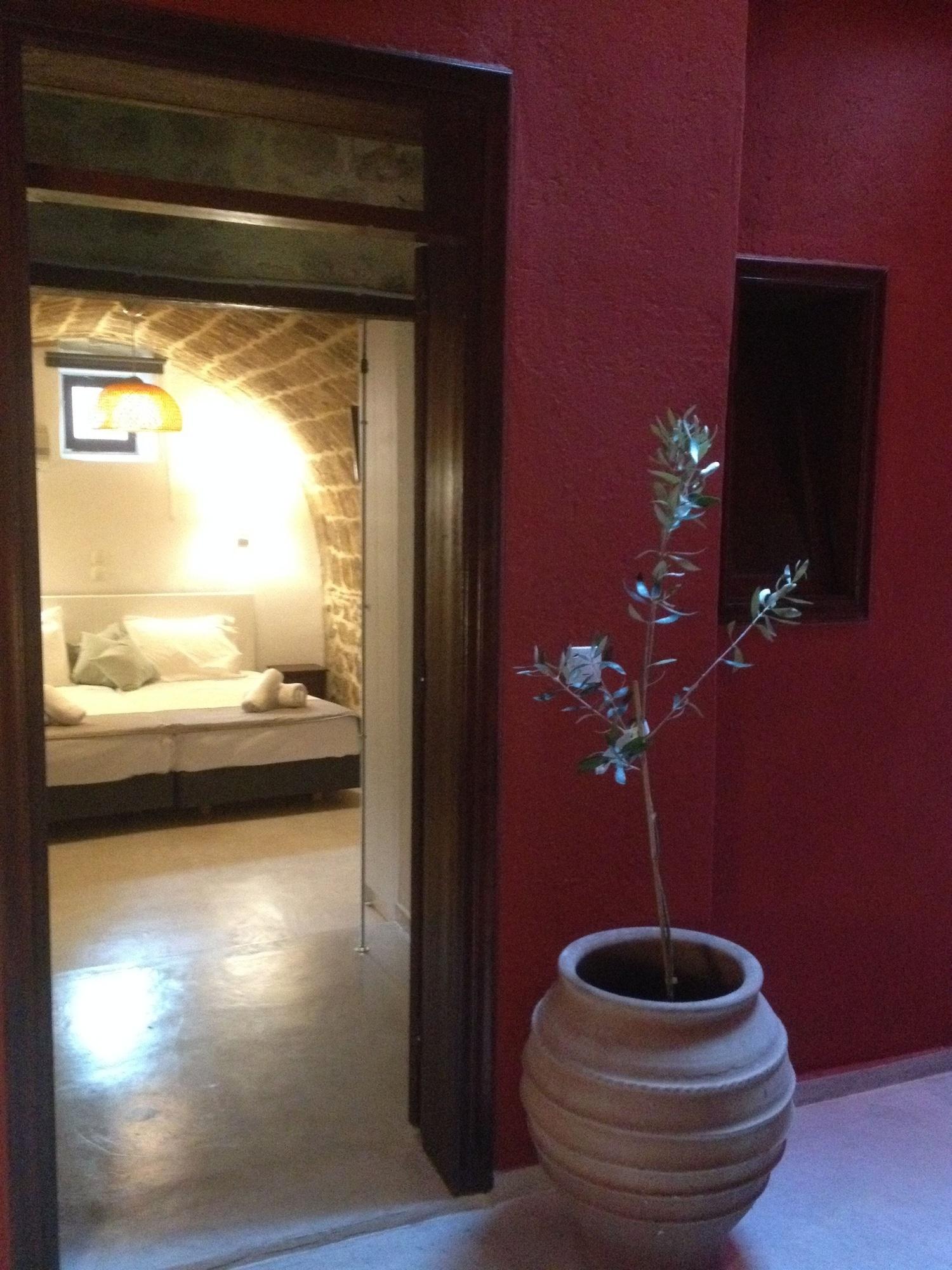 Auberge 32 Old Town Rhodes City 외부 사진