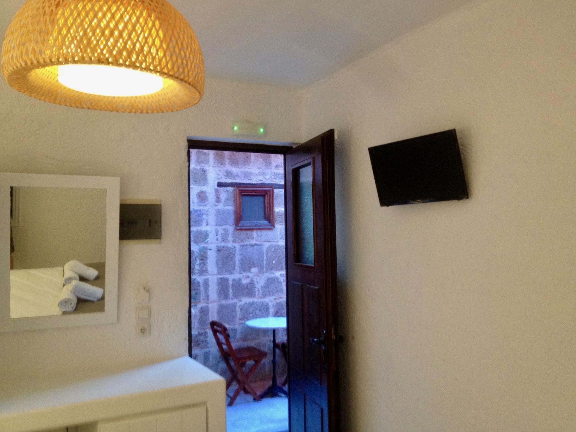 Auberge 32 Old Town Rhodes City 외부 사진